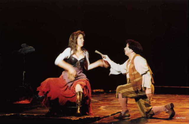 �o�D�����P �~���[�W�J���w���E�}���`���̒j�x�T���`�� 2002�N7���錀