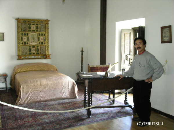 �o�D�����P �B�e �~���[�W�J���w���E�}���`���̒j�x�T���`���E�p���T �Z���o���e�X�̐Q��