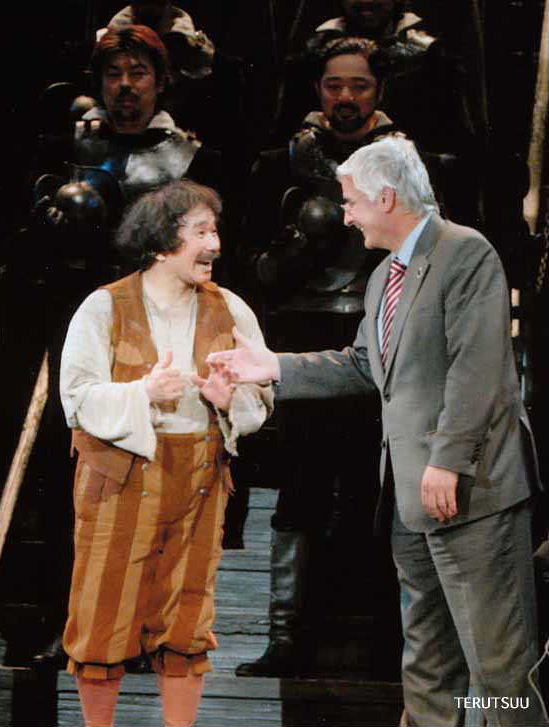 �o�D�����P �~���[�W�J���w���E�}���`���̒j�x�T���`��