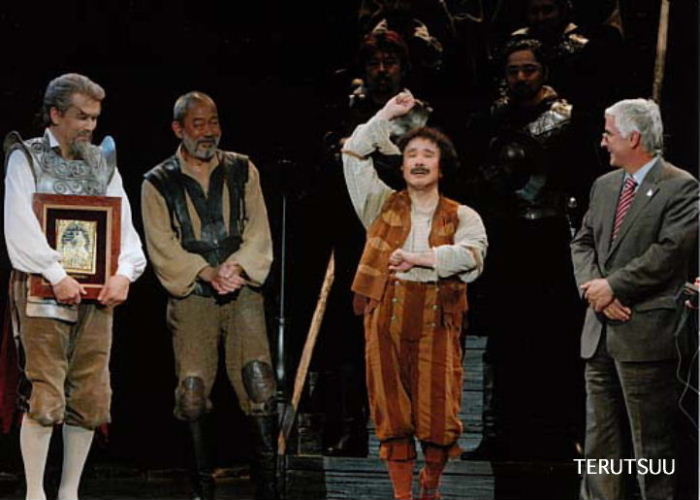 �o�D�����P �~���[�W�J���w���E�}���`���̒j�x�T���`�� ���E�}���`���B��