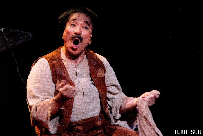 �o�D�����P �~���[�W�J���w���E�}���`���̒j�x�T���`��