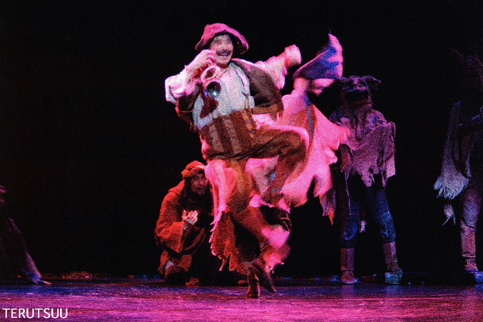 �o�D�����P �~���[�W�J���w���E�}���`���̒j�x�T���`��