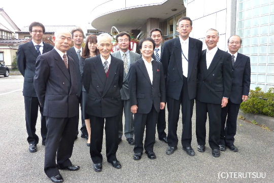 �o�D�����P �]�ڑ�ꏬ�w�Z�n��50���N�L�O�u��