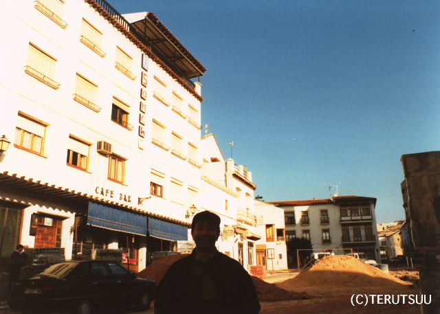 俳優佐藤輝撮影 ミュージカル『ラ・マンチャの男』サンチョ・パンサ カンポ・デ・クリプターナ オスタルサンチョ