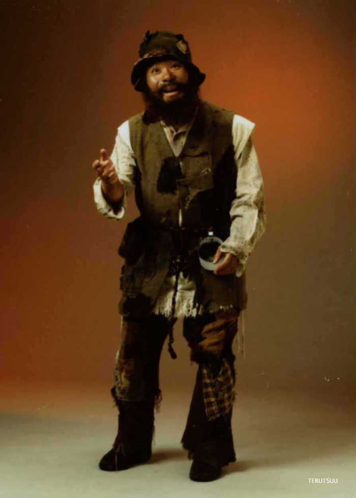 �o�D �����P �~���[�W�J���w�����̏�̃��@�C�I�����e���x��H�i�t��